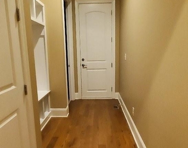 550 Cottonfield Circle - Photo Thumbnail 19