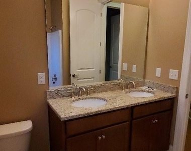 550 Cottonfield Circle - Photo Thumbnail 22