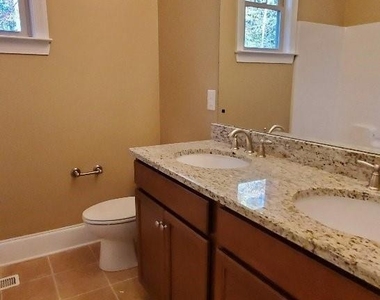 550 Cottonfield Circle - Photo Thumbnail 21
