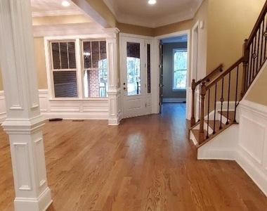 550 Cottonfield Circle - Photo Thumbnail 12