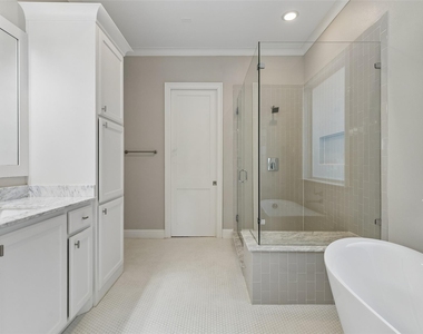 6030 Vickery Boulevard - Photo Thumbnail 13