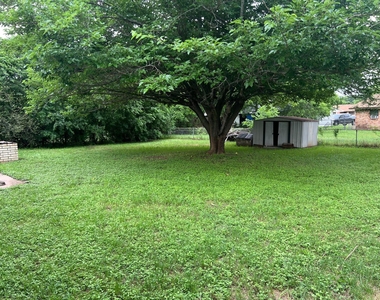1118 Pawnee Street - Photo Thumbnail 13