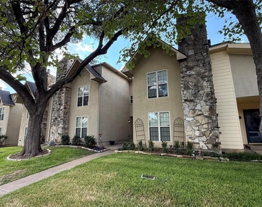9432 Timberleaf Drive - Photo Thumbnail 3