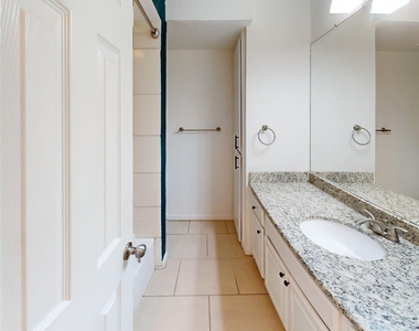 9432 Timberleaf Drive - Photo Thumbnail 30