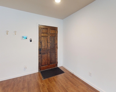 9432 Timberleaf Drive - Photo Thumbnail 5