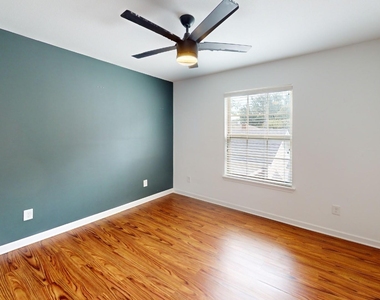 9432 Timberleaf Drive - Photo Thumbnail 17