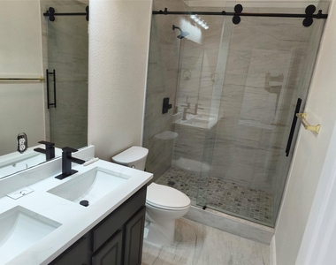 217 Wyndham Meadows Way - Photo Thumbnail 7