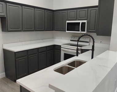 217 Wyndham Meadows Way - Photo Thumbnail 24