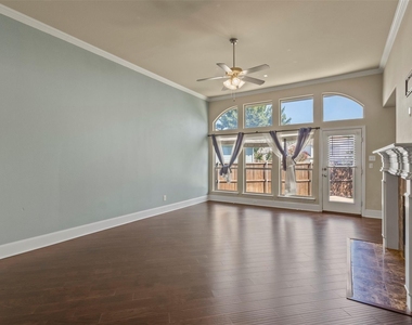 2606 Kennedy Drive - Photo Thumbnail 4