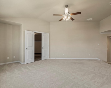 2606 Kennedy Drive - Photo Thumbnail 23