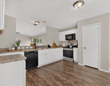 625 Spillway Drive - Photo Thumbnail 23