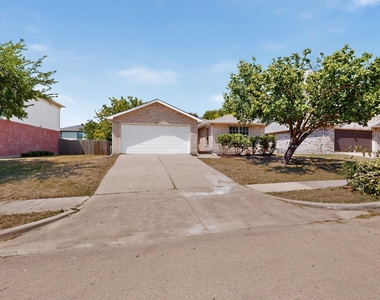 625 Spillway Drive - Photo Thumbnail 11