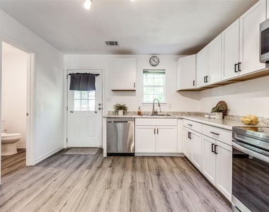 7659 Double Bridge Road - Photo Thumbnail 7
