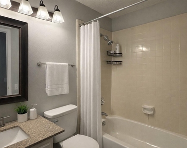 1520 Beach Lane - Photo Thumbnail 8