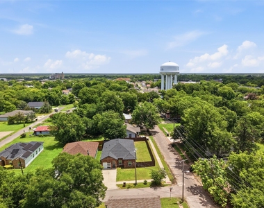 3425 Logan Street - Photo Thumbnail 18