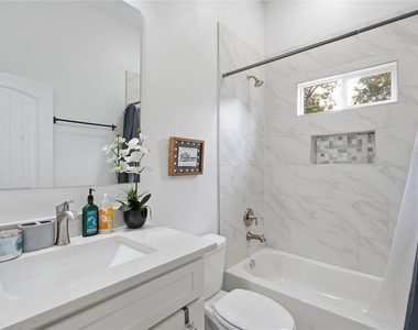 3425 Logan Street - Photo Thumbnail 12