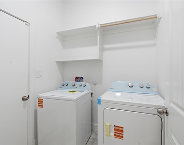 3425 Logan Street - Photo Thumbnail 13
