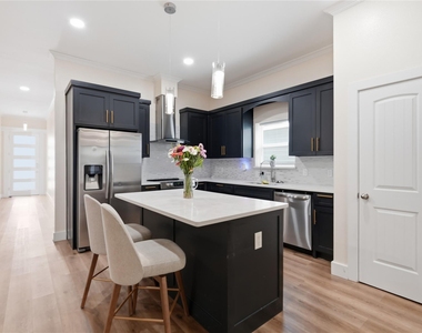 3425 Logan Street - Photo Thumbnail 4