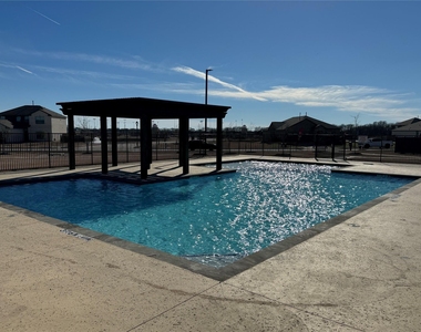 628 Harbor Oaks Drive - Photo Thumbnail 17