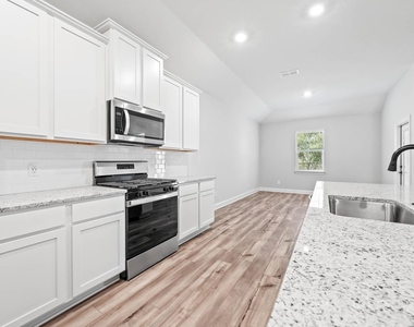 628 Harbor Oaks Drive - Photo Thumbnail 3