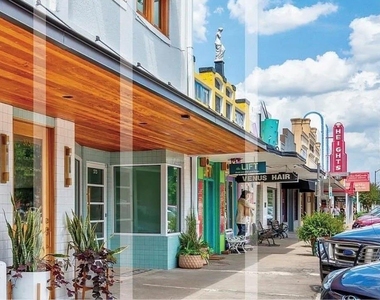 1221 W 16th Street - Photo Thumbnail 30