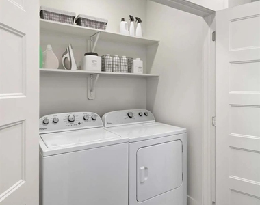 2727 Travis Street - Photo Thumbnail 22