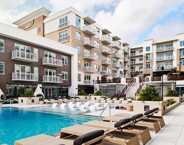 2727 Travis Street - Photo Thumbnail 25