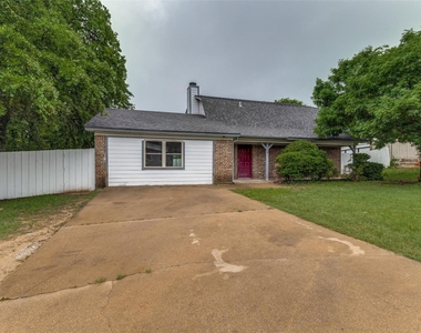 408 Windwood Court - Photo Thumbnail 1