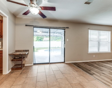 408 Windwood Court - Photo Thumbnail 9