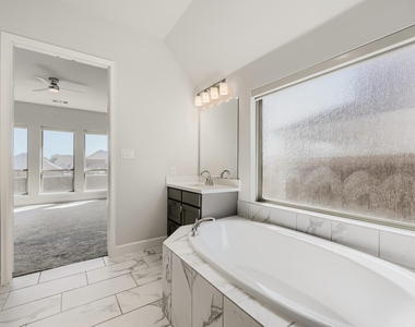 1505 Misty Pasture Way - Photo Thumbnail 16