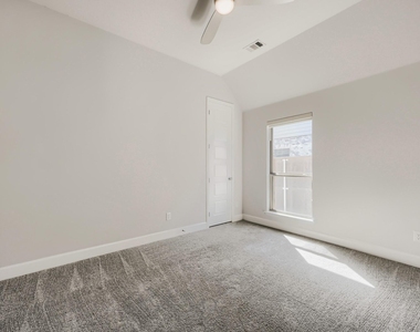 1505 Misty Pasture Way - Photo Thumbnail 19
