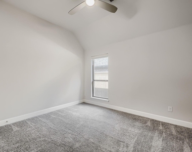 1505 Misty Pasture Way - Photo Thumbnail 17