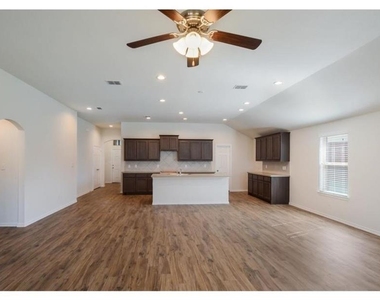 9201 Forbes Mill - Photo Thumbnail 4