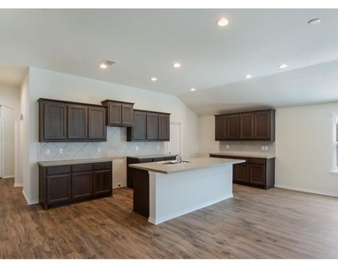 9201 Forbes Mill - Photo Thumbnail 2
