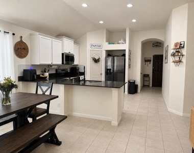4900 Lemon Grove Drive - Photo Thumbnail 2