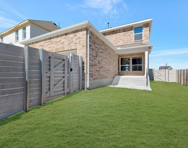 4901 Vizsla Lane - Photo Thumbnail 9