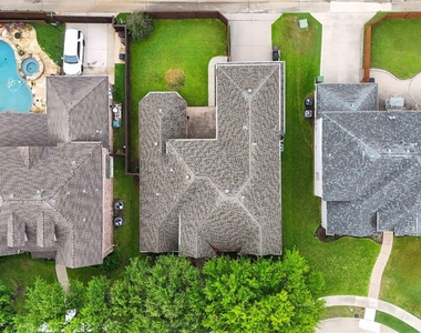 3305 Estacado Lane - Photo Thumbnail 38