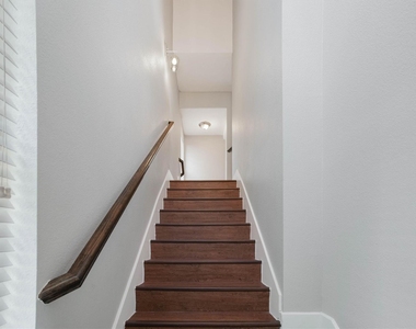 1441 Fox Run Drive - Photo Thumbnail 1
