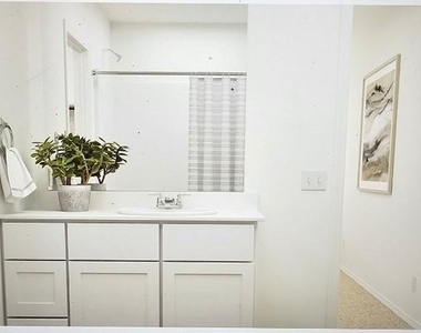 1121 Desert Willow - Photo Thumbnail 22