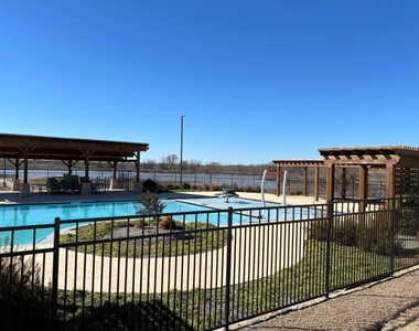 10421 Potawatomi Lane - Photo Thumbnail 9