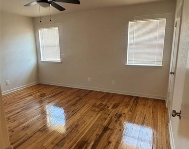 504 N Frederick Street - Photo Thumbnail 8