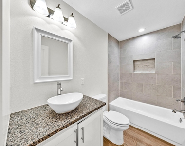 605 Martin Luther King Street - Photo Thumbnail 19