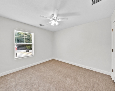 605 Martin Luther King Street - Photo Thumbnail 17