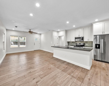 605 Martin Luther King Street - Photo Thumbnail 7