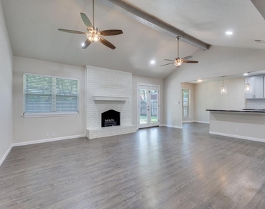 2946 Canyon Drive - Photo Thumbnail 1