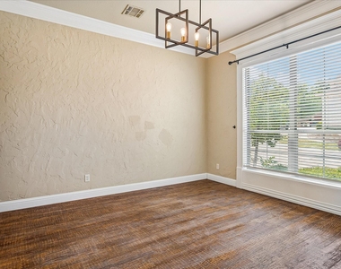 7149 Stone Villa Circle - Photo Thumbnail 3