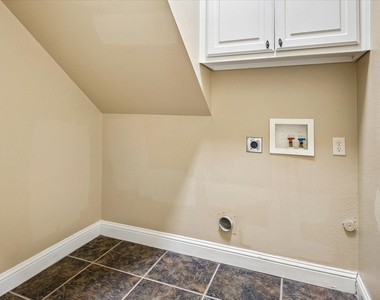 7149 Stone Villa Circle - Photo Thumbnail 19