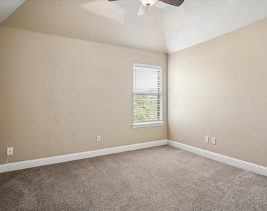 7149 Stone Villa Circle - Photo Thumbnail 18