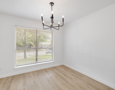 3352 Lanarc Drive - Photo Thumbnail 6