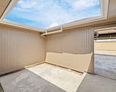 3352 Lanarc Drive - Photo Thumbnail 26